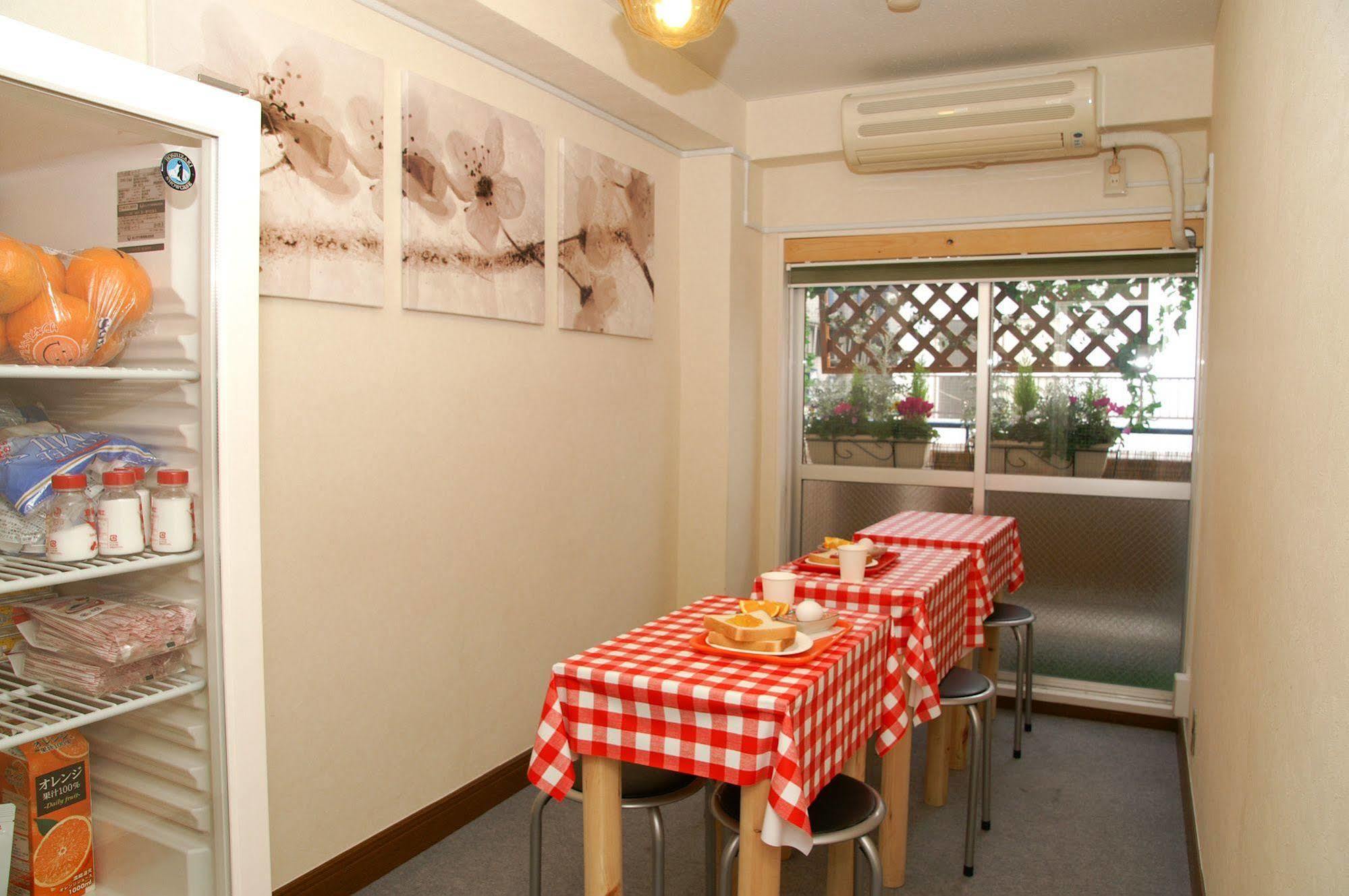 Hostel Zen Йокохама Екстериор снимка